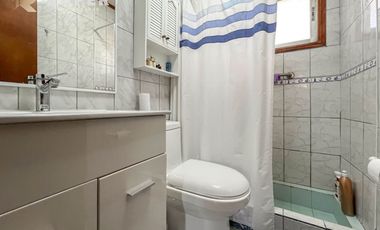 JARDIN DEL MAR. CASA AMPLIA EN PASAJE SEGURO RESIDENCIAL