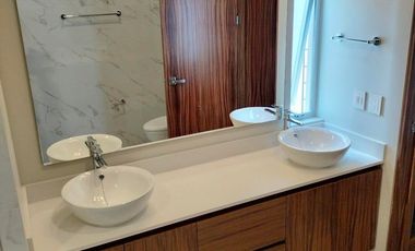 Residencia Nueva con Alberca Privada y Diseño Moderno en Los Tigres Residencial