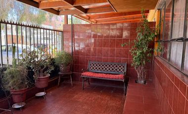 EXCELENTE CASA CECTOR CÉNTRICO DE LA CIUDAD