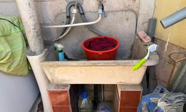 EXCELENTE CASA CECTOR CÉNTRICO DE LA CIUDAD