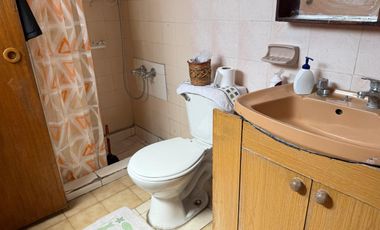 EXCELENTE CASA CECTOR CÉNTRICO DE LA CIUDAD