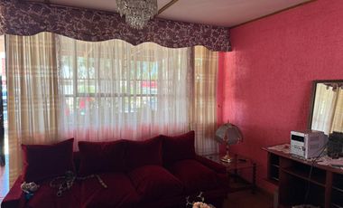 EXCELENTE CASA CECTOR CÉNTRICO DE LA CIUDAD