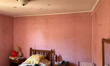 EXCELENTE CASA CECTOR CÉNTRICO DE LA CIUDAD