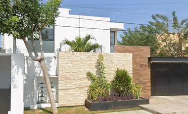 CASA A LA VENTA EN FUNDURA MONTEBELLO, MERIDA, YUCATAN, REMATE