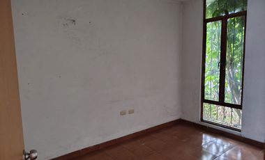 RENTA OFICINA ZAVALETA