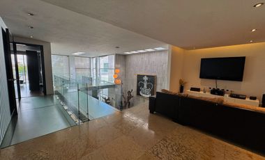 VENTA DE CASA EN LOMAS DE ANGELOPOLIS 1