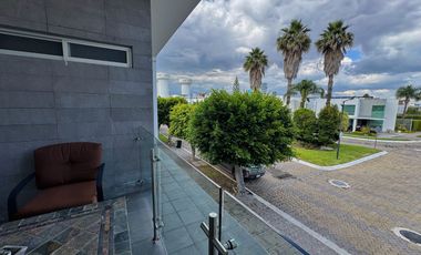 VENTA DE CASA EN LOMAS DE ANGELOPOLIS 1