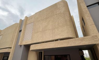 Dijual Cepat Kost Exclusive Dekat Kampus YKPN Seturan (Full Furnish)