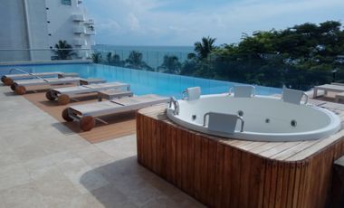 Apartamento de 4 habitaciones 5 baños en Pozos Colorados Frente al Mar.