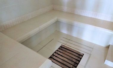 Apartamento de 4 habitaciones 5 baños en Pozos Colorados Frente al Mar.