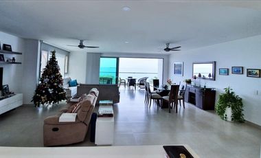Apartamento de 4 habitaciones 5 baños en Pozos Colorados Frente al Mar.