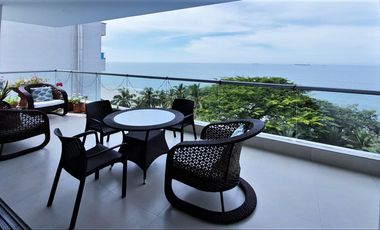 Apartamento de 4 habitaciones 5 baños en Pozos Colorados Frente al Mar.