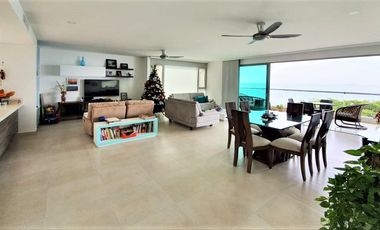 Apartamento de 4 habitaciones 5 baños en Pozos Colorados Frente al Mar.