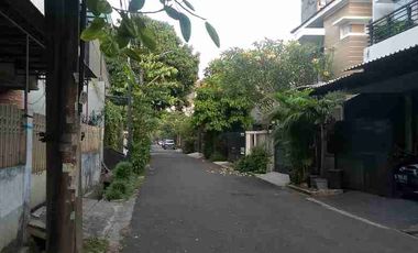 Rumah Asri di Jl Berlian IV Meruya Kembangan Jakarta Barat