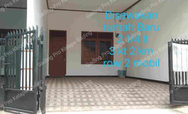 disewakan rumah bagus area pulomas 2lt tenang dlm kompleks row 2 mobil