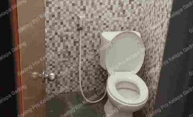 disewakan rumah bagus area pulomas 2lt tenang dlm kompleks row 2 mobil