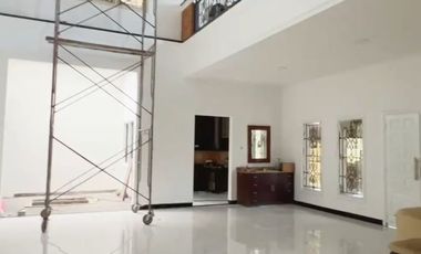 Rumah baru renov Mulyosari prima lokasi strategis dkt Pakuwon city,itS UNer,sutorejo