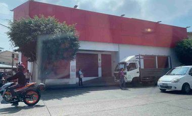 arriendo de local sector Urdesingue Facso con doble impacto  esquinero a doble cerca de Urdesa, Miraflores, Mapasingue