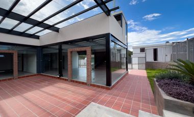 Local en Renta- Hilacril/Tumbaco