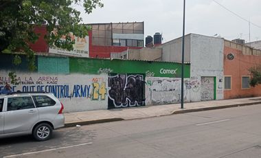 CASA VENTA EN ESQUINA RIO CHURUBUSCO COMO TERRENO , SECTOR POPULAR, IZTAPALAPA.