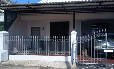 SEWA Rumah Siap Huni Nirwana Eksekutif AA Surabaya