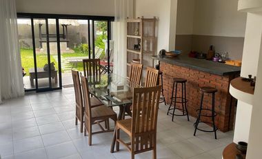 Villa Murah Canggu dekat seminyak  Badung Bali