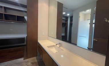 Hermosa Residencia a estrenar en Col Del Valle Diseñada por el Arq. Rafael Adame. Proyecto del Arq.