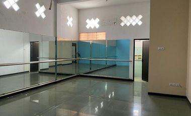 SEWA RUMAH Bersih Siap Huni Klampis Indah Surabaya