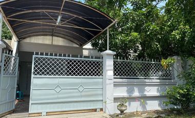 SEWA RUMAH Bersih Siap Huni Klampis Indah Surabaya