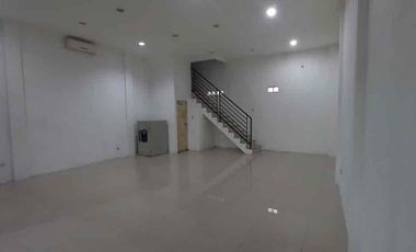 Dijual ruko di duren jaya bekasi depan SuperIndo dekat sekolah ananda harga nego