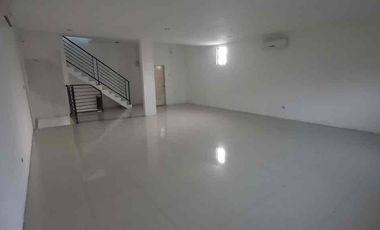 Dijual ruko di duren jaya bekasi depan SuperIndo dekat sekolah ananda harga nego