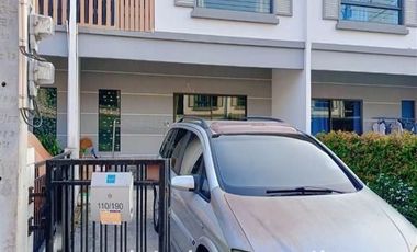 2-storey townhouse, 20.6 sq m, Modi Villa Village, Lat Krabang-Suvarnabhumi, near Suvarnabhumi Airport, Luang Pheng Road, Suwinthawong Road, Mueang Ch