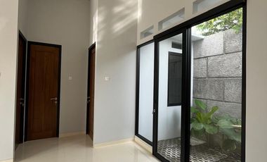 Dijual Rumah Kondisi Baru Lingkungan Cluster Di Jaten Kondisi Bagus Dan Siap Huni