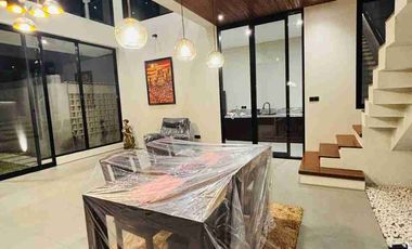 Newly Villa Modern Stylish Banjar Semer Kerobokan Bali
