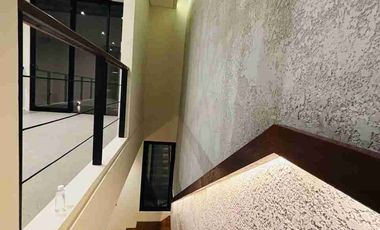 Newly Villa Modern Stylish Banjar Semer Kerobokan Bali