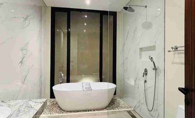 Newly Villa Modern Stylish Banjar Semer Kerobokan Bali