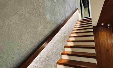 Newly Villa Modern Stylish Banjar Semer Kerobokan Bali