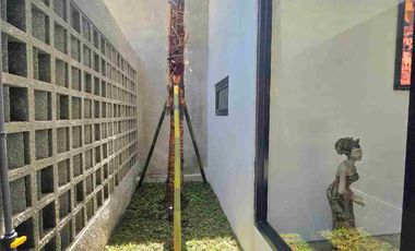Newly Villa Modern Stylish Banjar Semer Kerobokan Bali