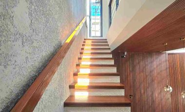 Newly Villa Modern Stylish Banjar Semer Kerobokan Bali