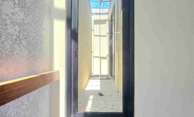 Newly Villa Modern Stylish Banjar Semer Kerobokan Bali