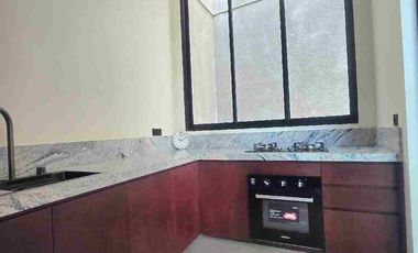 Newly Villa Modern Stylish Banjar Semer Kerobokan Bali