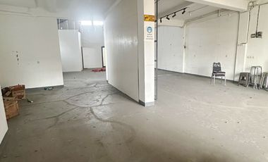 Nice 2 Floor Shophouse in Cianjur City Center near Living Plaza