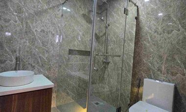 VENARE FOR LEASE HOUSE AND LOT