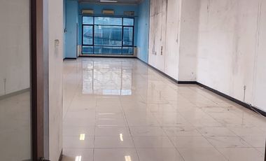 Ruko Hook 3.5 lantai di Gajahmada, Depok, Lokasi top pusat Semarang