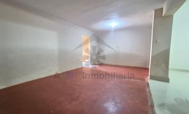 REMATE DE CASA DE 2 PISOS MUY CERCA AL COLEGIO CIMA DE MONSEFÚ