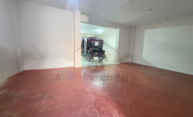 REMATE DE CASA DE 2 PISOS MUY CERCA AL COLEGIO CIMA DE MONSEFÚ