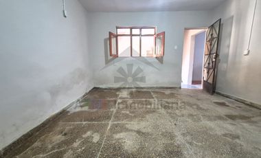 REMATE DE CASA DE 2 PISOS MUY CERCA AL COLEGIO CIMA DE MONSEFÚ