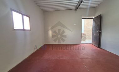REMATE DE CASA DE 2 PISOS MUY CERCA AL COLEGIO CIMA DE MONSEFÚ