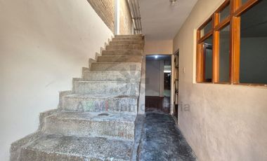 REMATE DE CASA DE 2 PISOS MUY CERCA AL COLEGIO CIMA DE MONSEFÚ