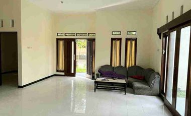 Dijual Cepat!! Rumah Di Berkoh Strategis Dekat Margono